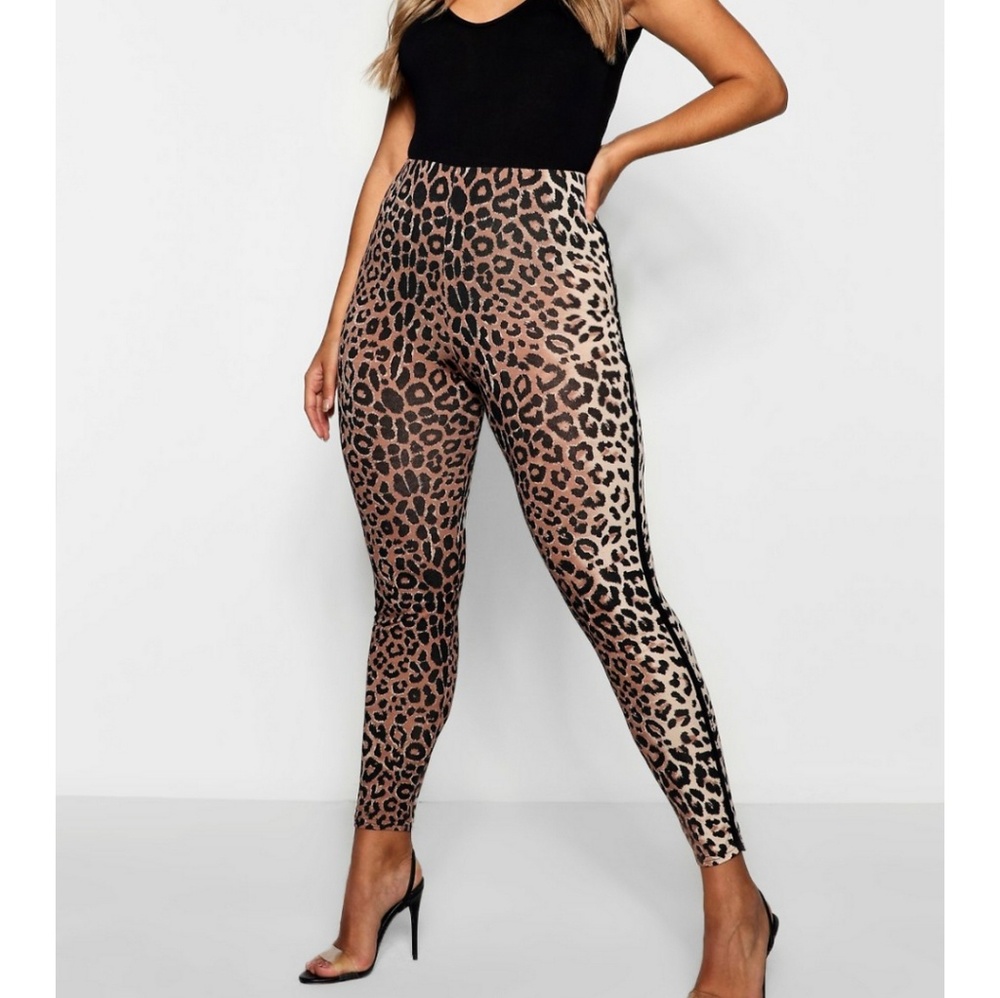 NWT LEOPARD LEGGINGS